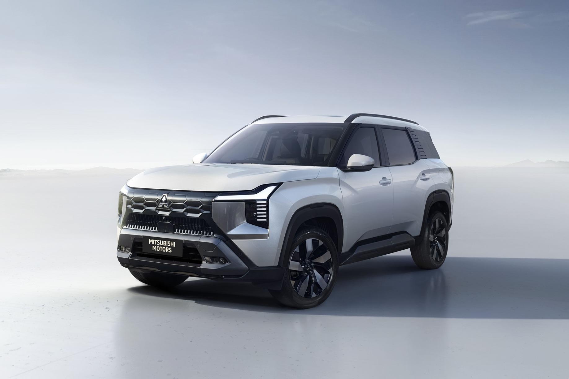 Mitsubishi Destinator