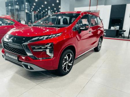 Mitsubishi Xpander AT Premiumxp pre (2)