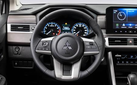 Mitsubishi Xpander AT Premiumxpander-interior-feature-06